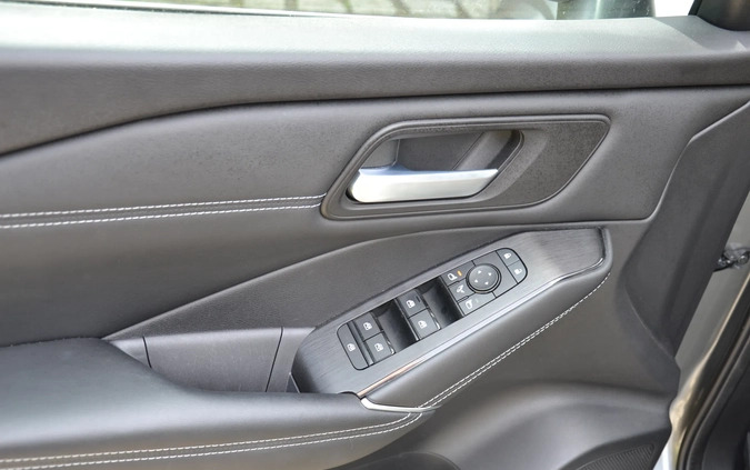 Nissan Qashqai cena 105000 przebieg: 28588, rok produkcji 2022 z Kalisz małe 106